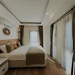 Marla Hotel