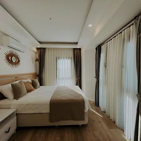 Marla Hotel