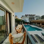 Marla フェティエ